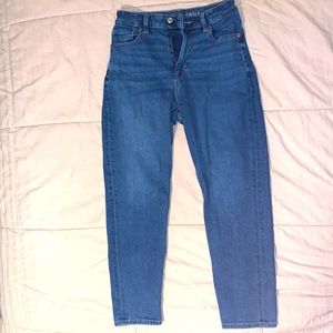 American Eagle Mom Jean